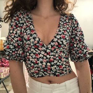 uo floral puff sleeve crop wrap top